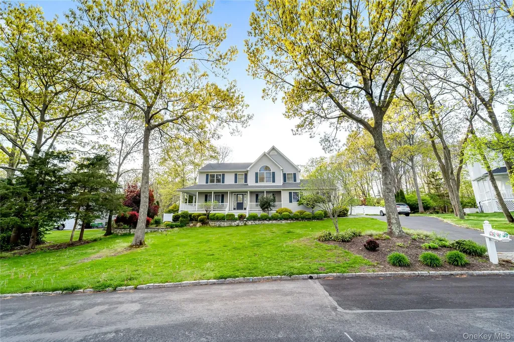 212 Fairway Drive Wading River NY 11792