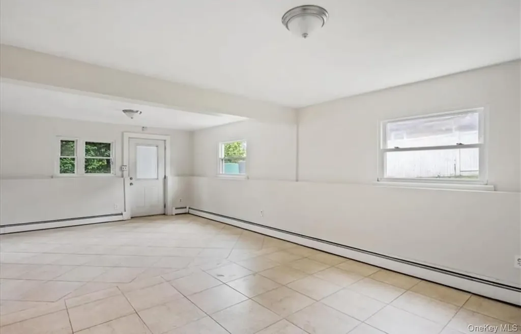 31 Kipling Street Hartsdale NY 10530