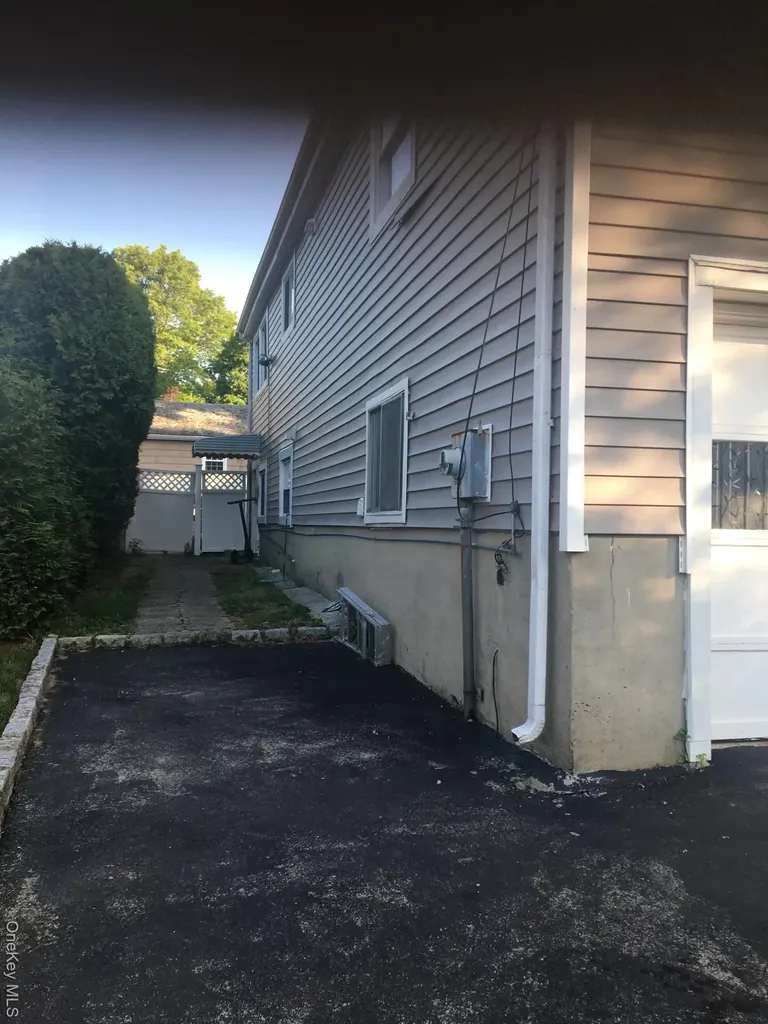 31 Kipling Street Hartsdale NY 10530