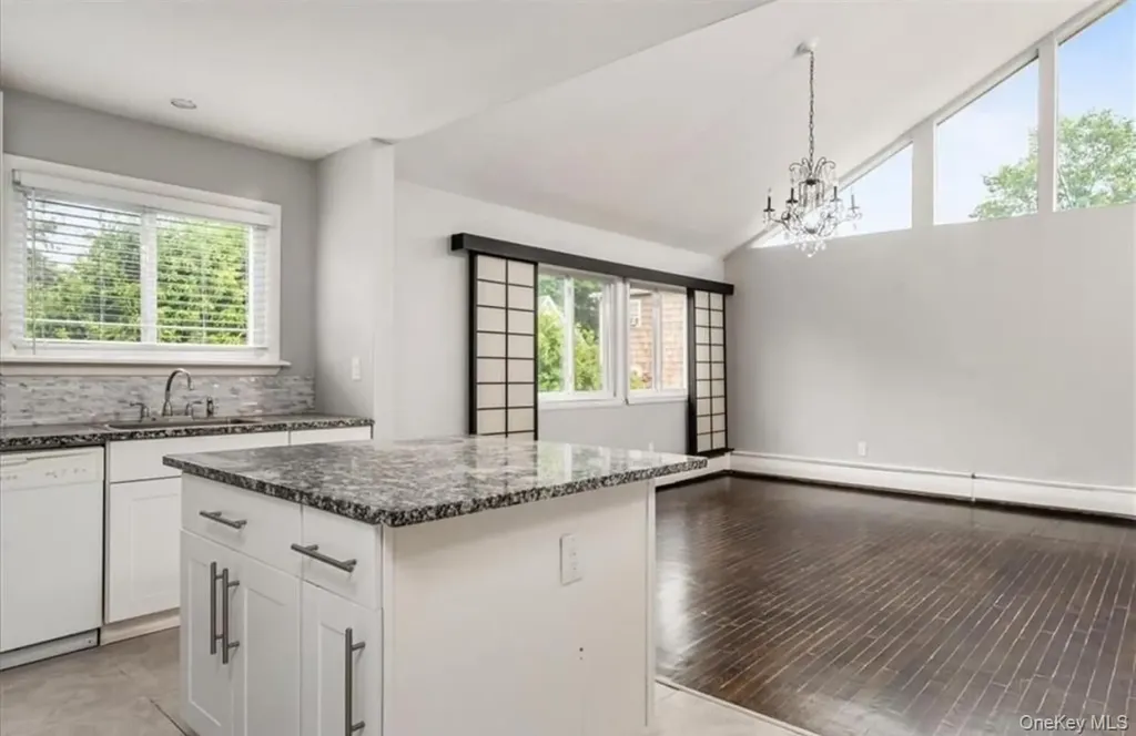31 Kipling Street Hartsdale NY 10530