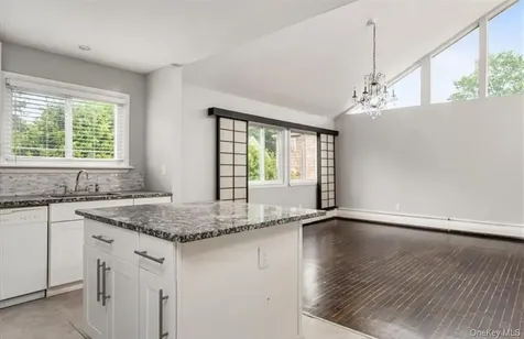 31 Kipling Street Hartsdale NY 10530