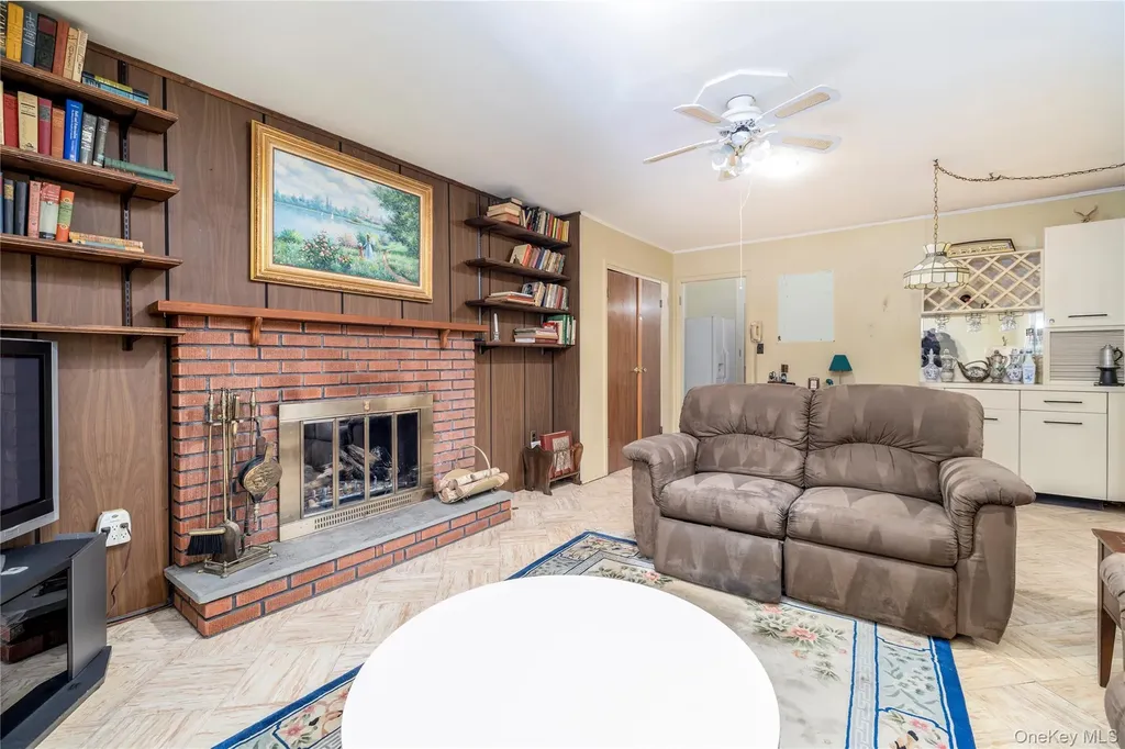 133 S Forest Rockville Centre NY 11570