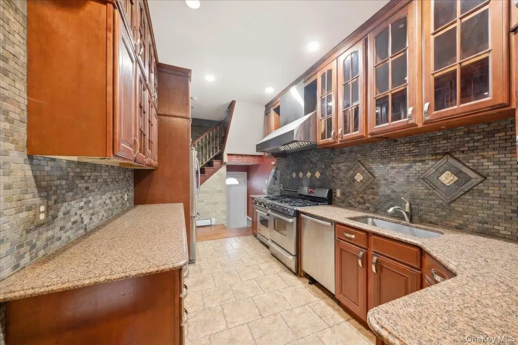 40 Alder Street Yonkers NY 10701