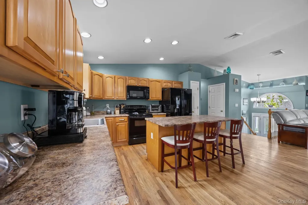 69 Ridge Road Wallkill NY 12589