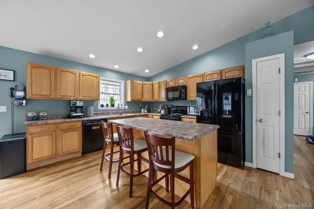 69 Ridge Road Wallkill NY 12589