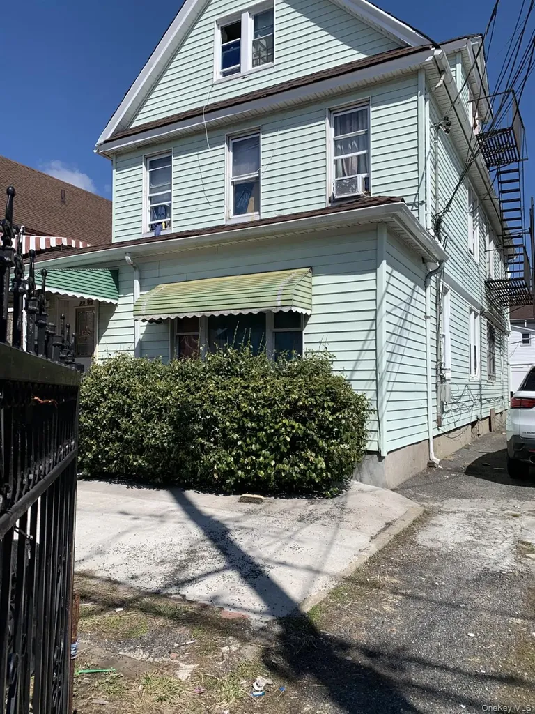 29-15 Gilmore Street East Elmhurst NY 11369