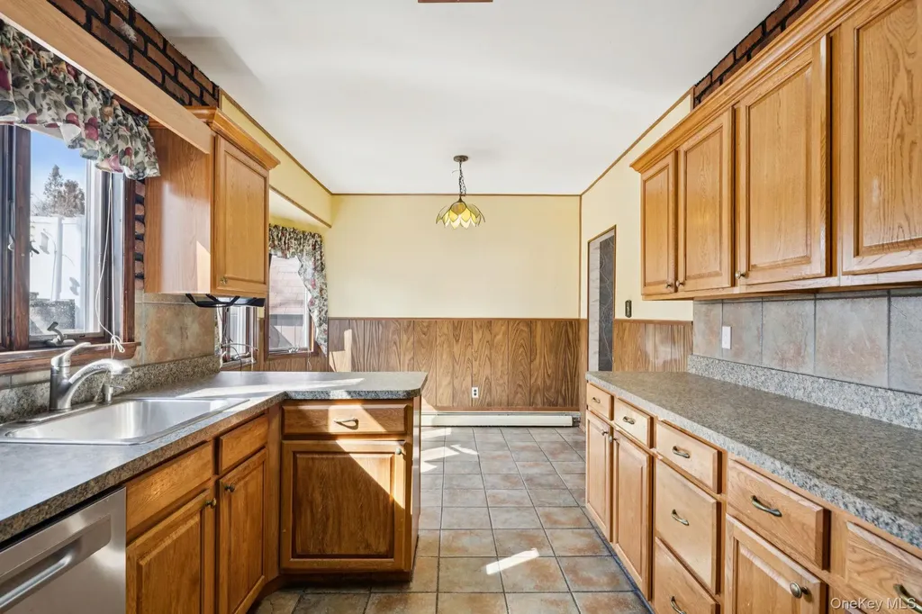 39 Cherry Street Selden NY 11784