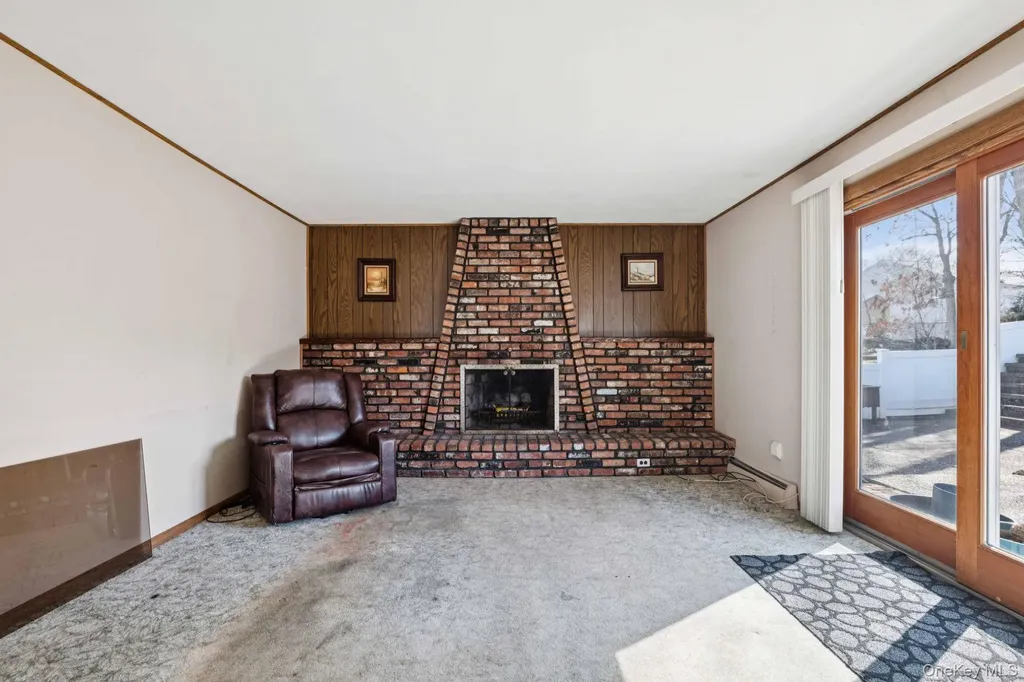 39 Cherry Street Selden NY 11784
