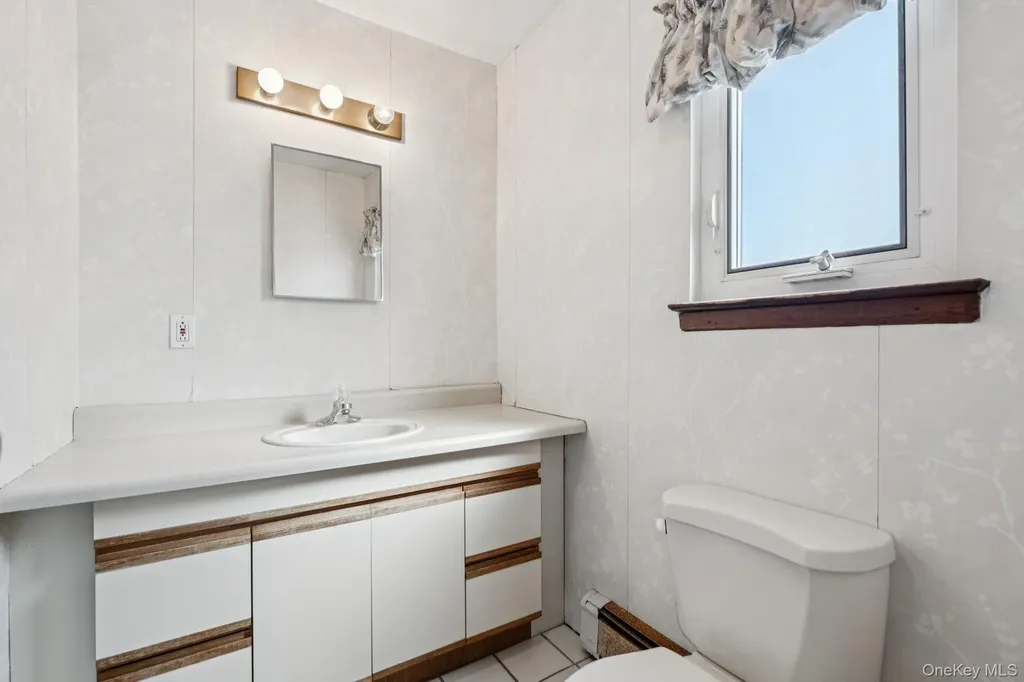 39 Cherry Street Selden NY 11784