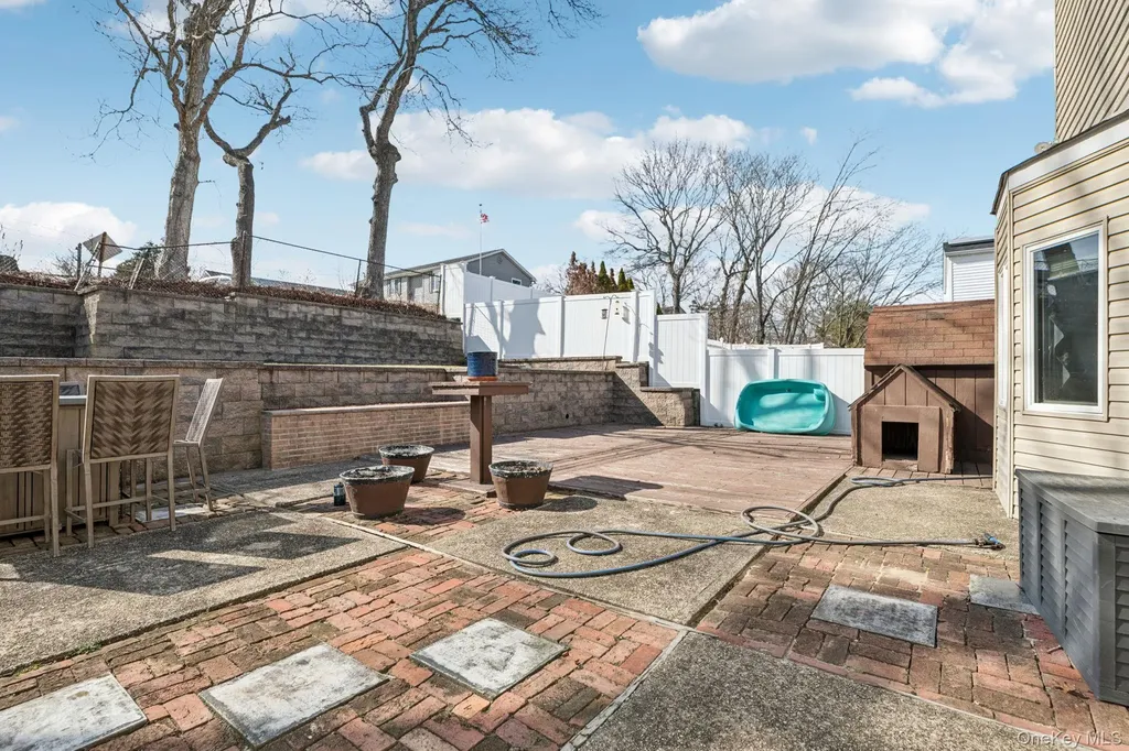 39 Cherry Street Selden NY 11784