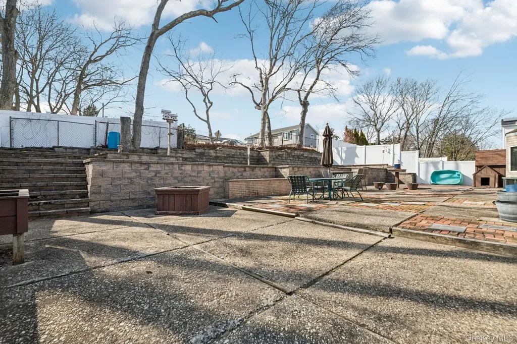 39 Cherry Street Selden NY 11784