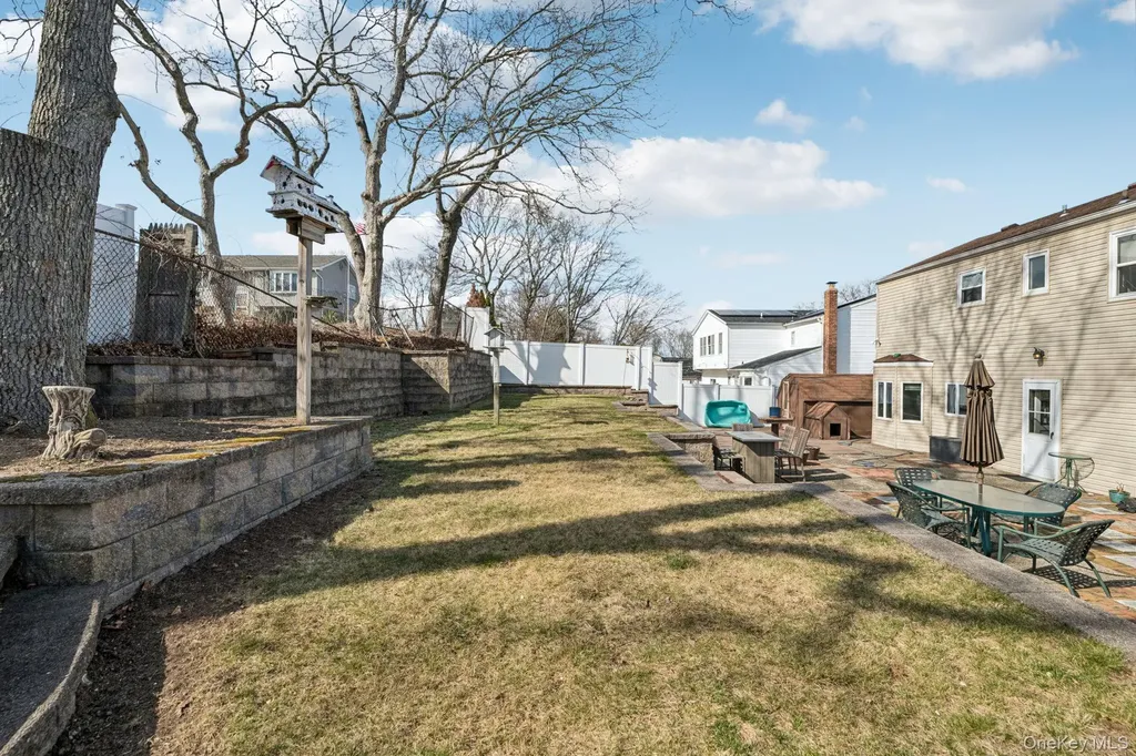 39 Cherry Street Selden NY 11784