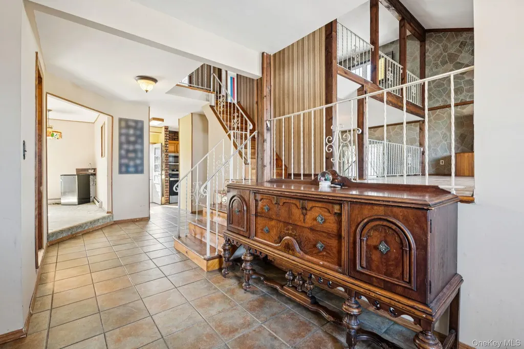 39 Cherry Street Selden NY 11784