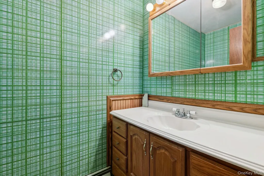 39 Cherry Street Selden NY 11784