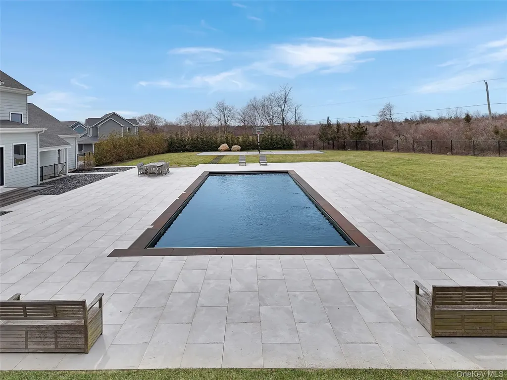2790 Stanley Road Mattituck NY 11952