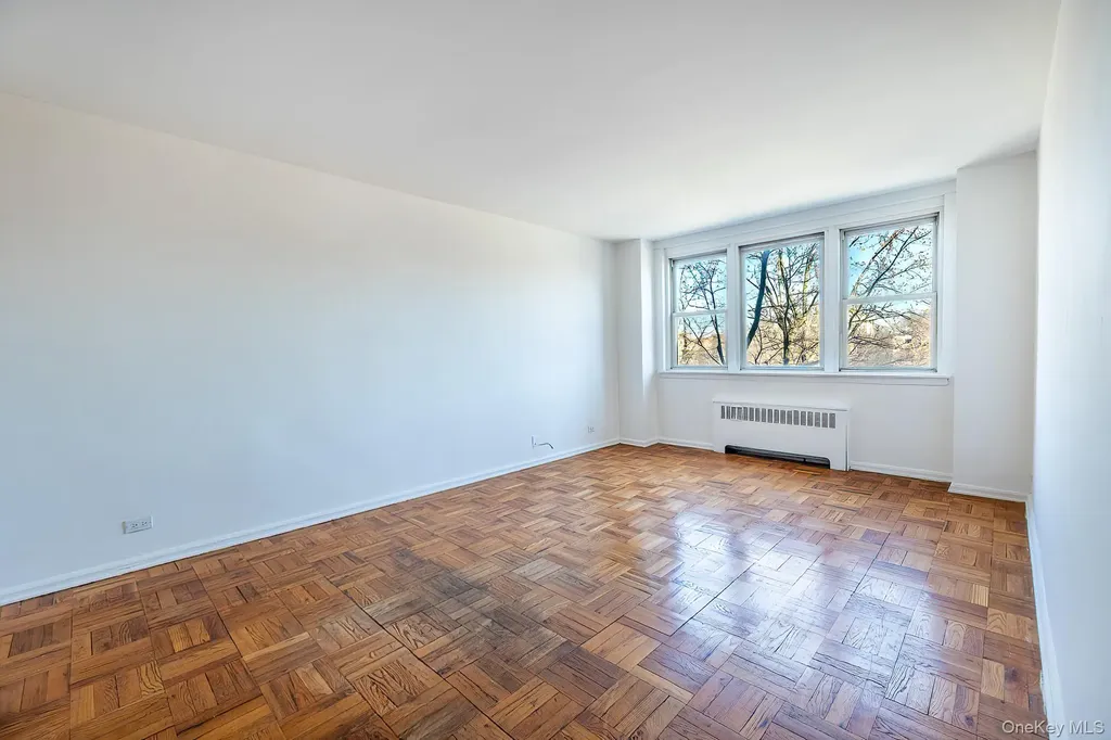 80 Knolls Crescent Bronx NY 10463