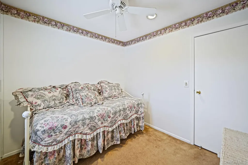 8 Huntington Commons Yaphank NY 11980