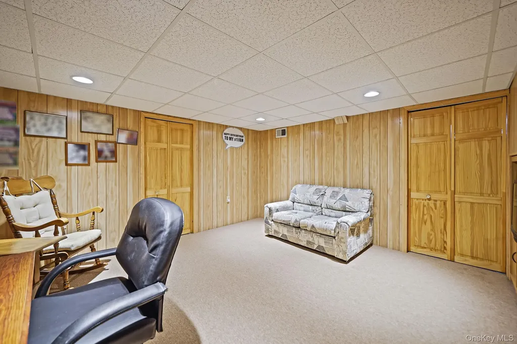 8 Huntington Commons Yaphank NY 11980