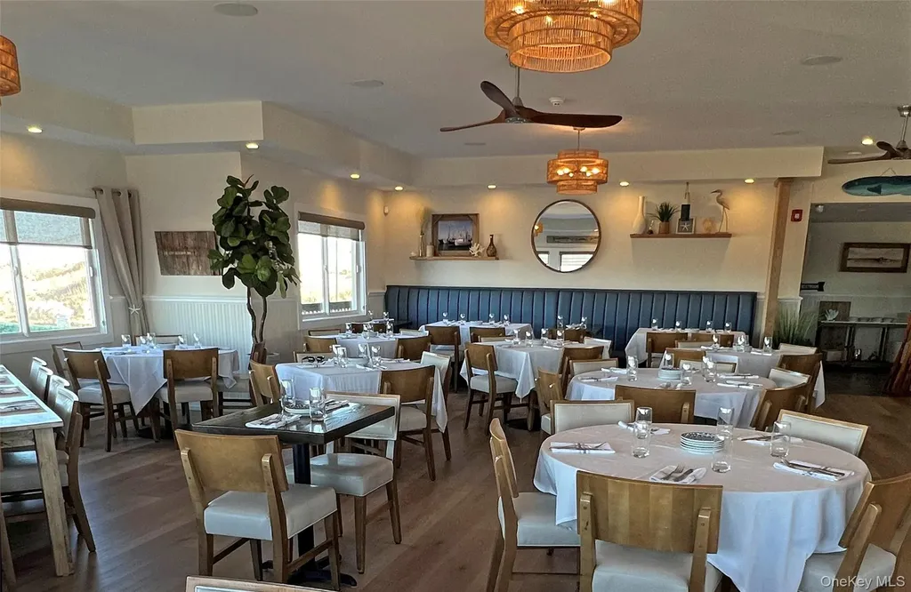 369 Dune Road Hampton Bays NY 11946