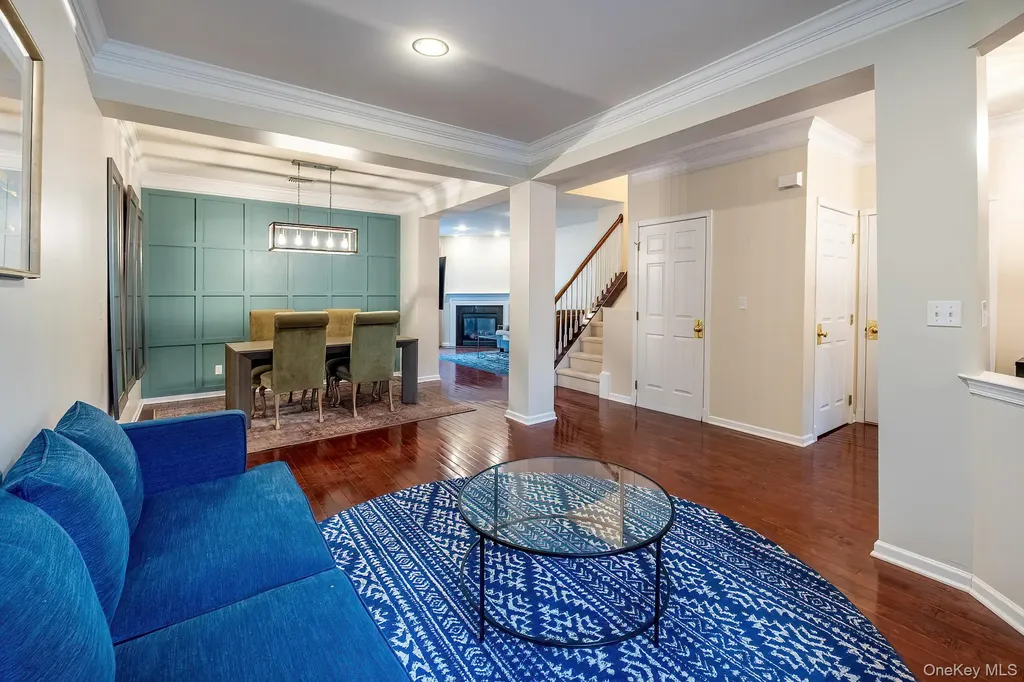 811 Huntington Drive Fishkill NY 12524