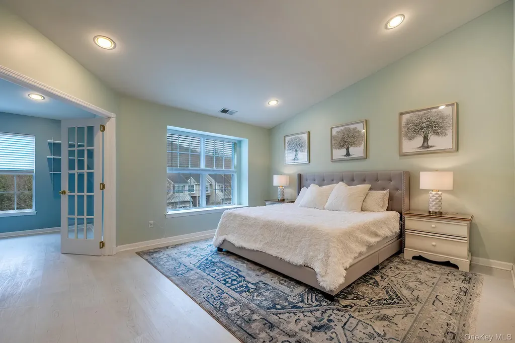 811 Huntington Drive Fishkill NY 12524