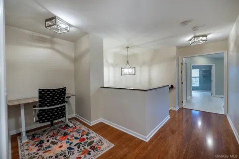 811 Huntington Drive Fishkill NY 12524