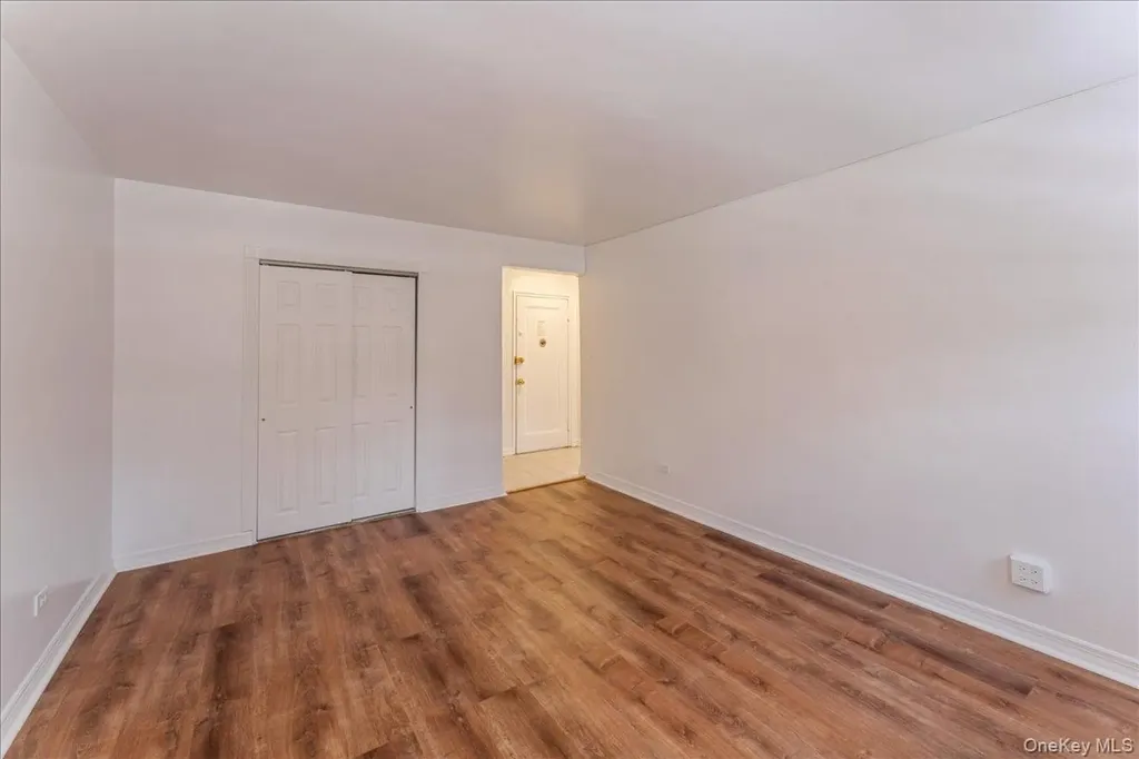 7811 Main Street Flushing NY 11367