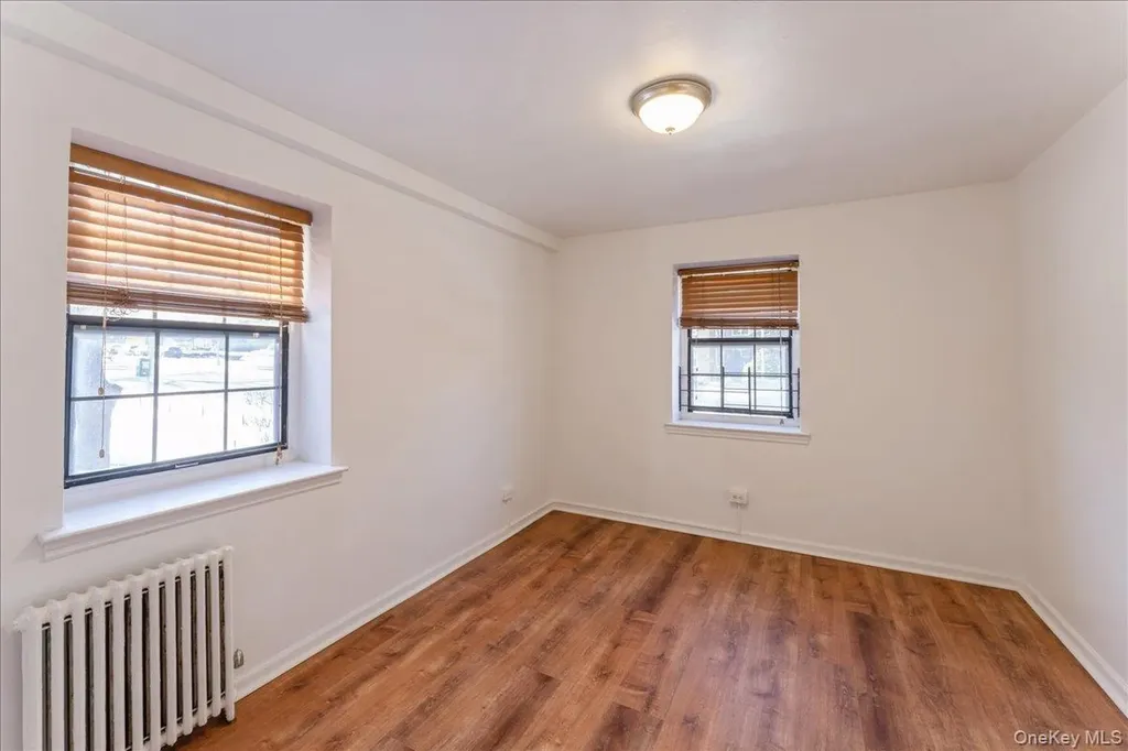 7811 Main Street Flushing NY 11367