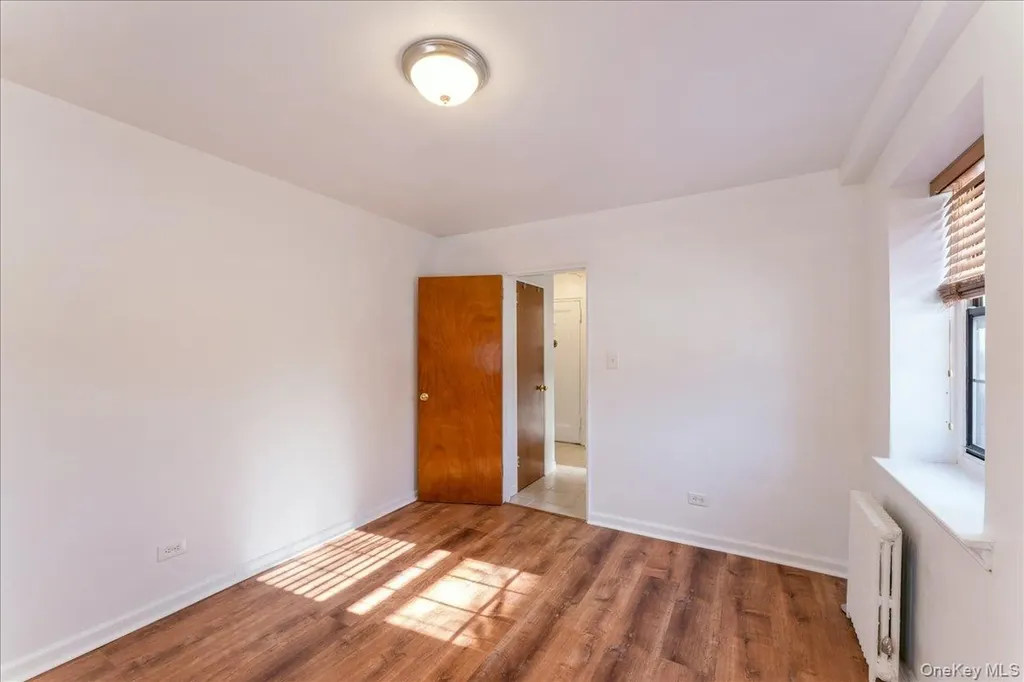 7811 Main Street Flushing NY 11367