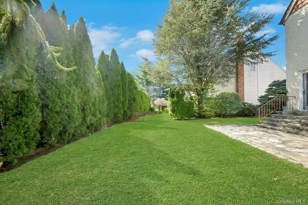 156 Park Drive Eastchester NY 10709