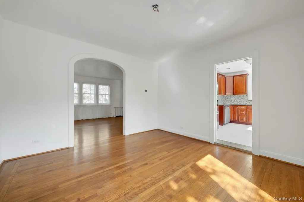 156 Park Drive Eastchester NY 10709