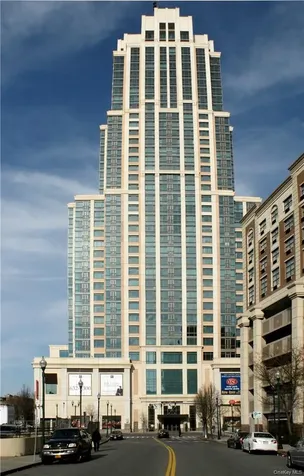 175 Huguenot Street New Rochelle NY 10801