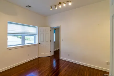 16 Clark Place Mahopac NY 10541