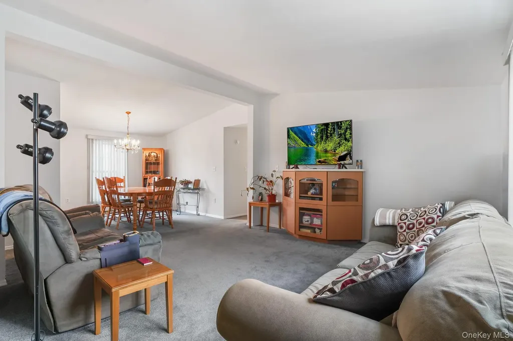 103 Vero Drive Poughkeepsie NY 12603