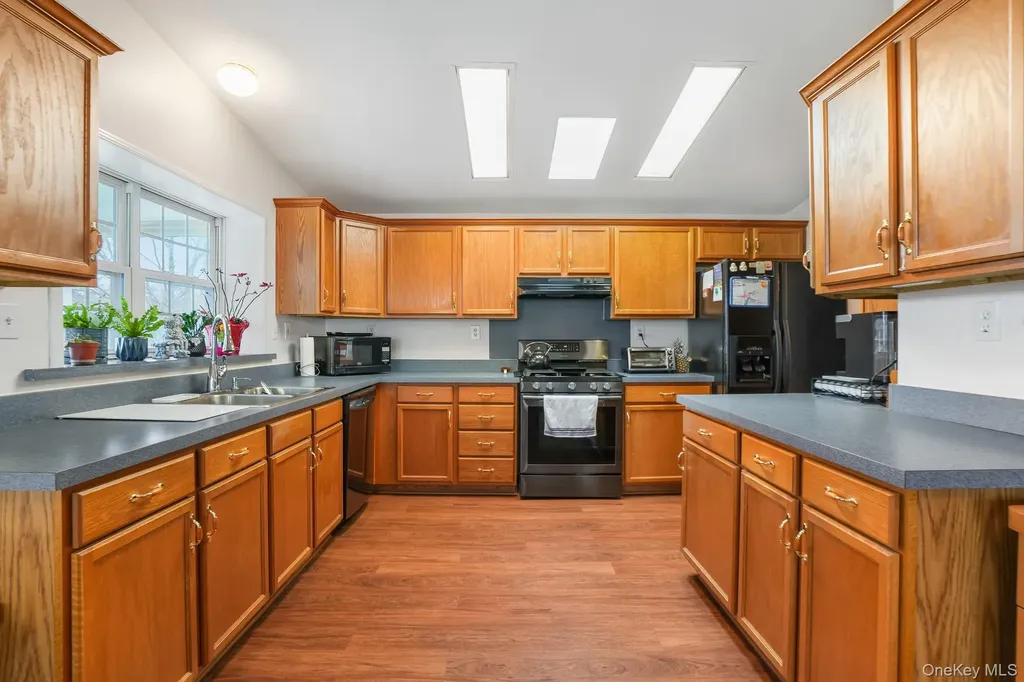 103 Vero Drive Poughkeepsie NY 12603
