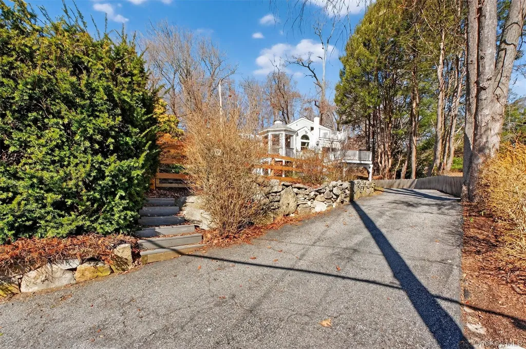 255 Haviland Drive Patterson NY 12563