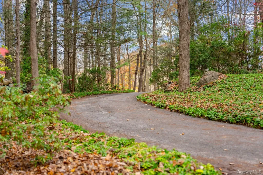 115 Old Roaring Brook Road Mount Kisco NY 10549