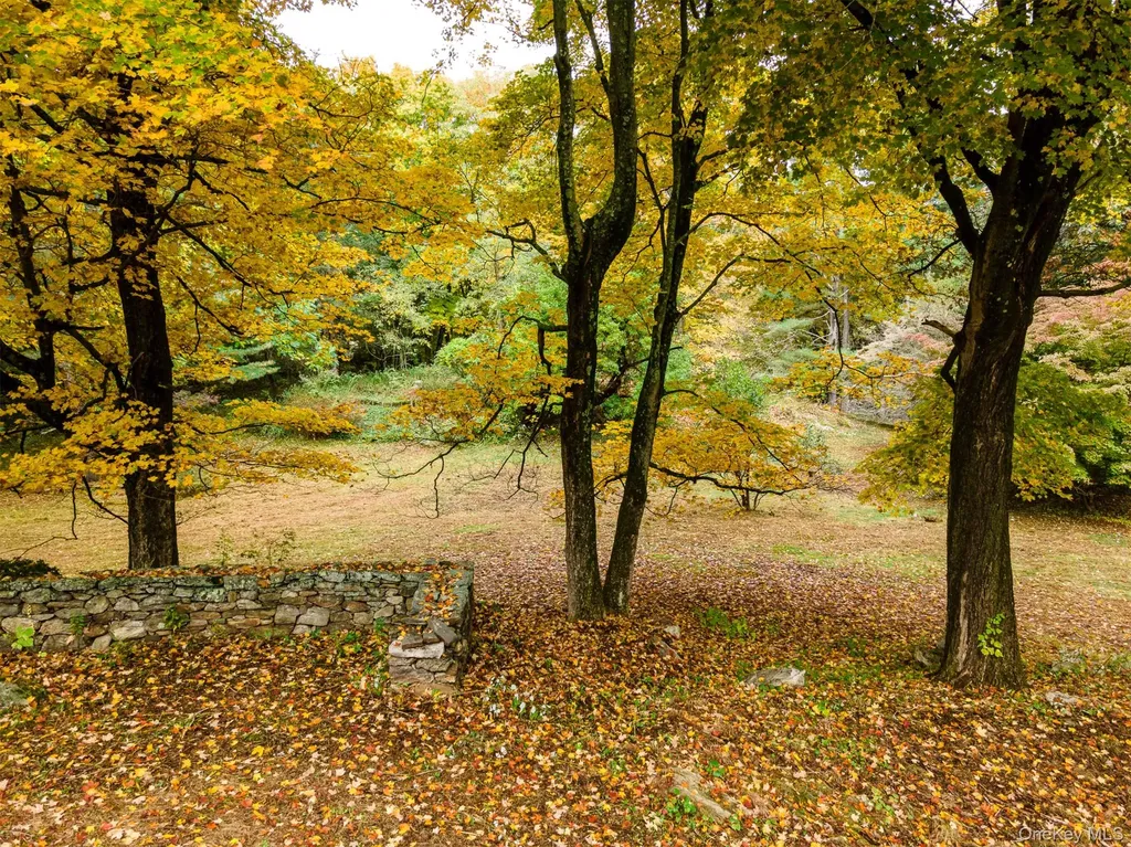 115 Old Roaring Brook Road Mount Kisco NY 10549