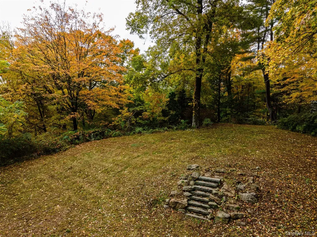 115 Old Roaring Brook Road Mount Kisco NY 10549