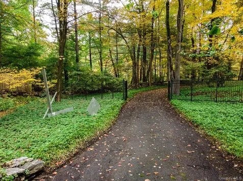115 Old Roaring Brook Road Mount Kisco NY 10549
