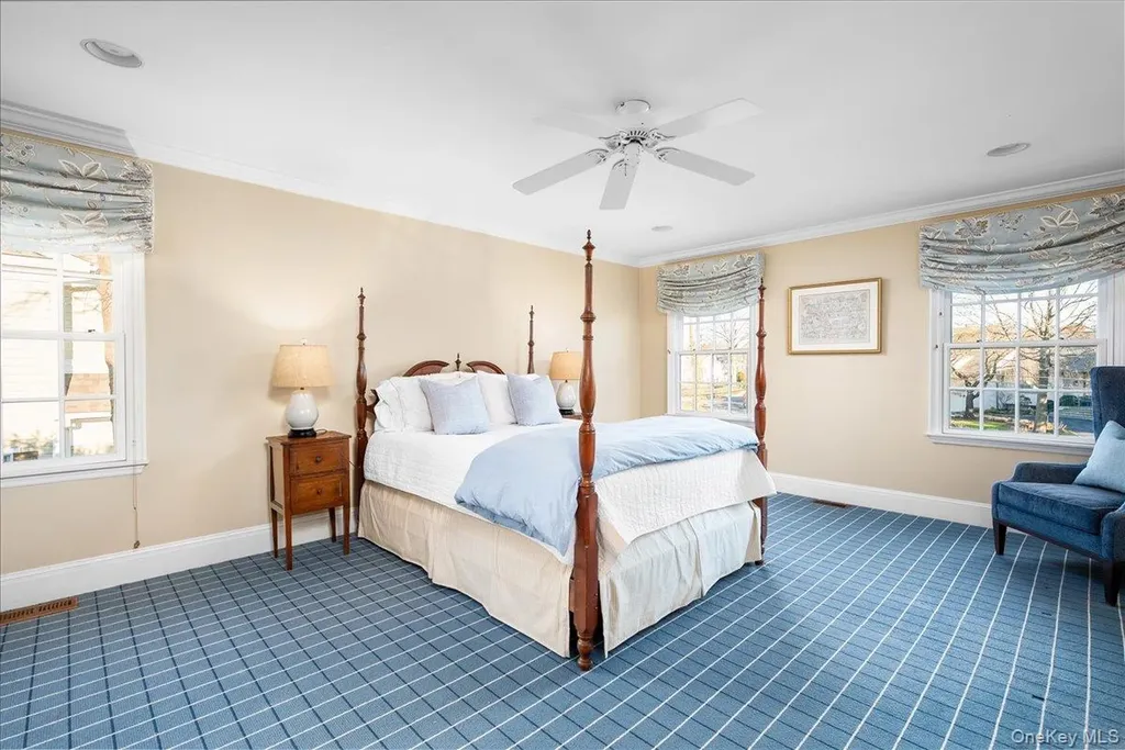 76 Shore Drive Larchmont NY 10538