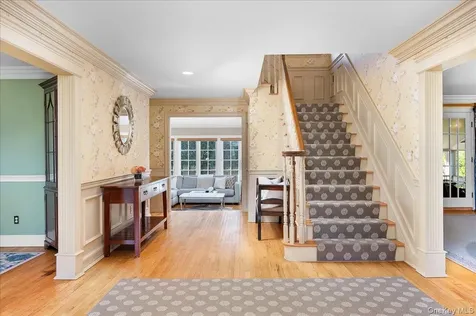 76 Shore Drive Larchmont NY 10538