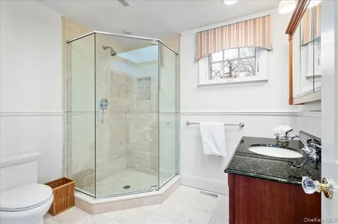 76 Shore Drive Larchmont NY 10538