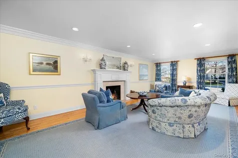 76 Shore Drive Larchmont NY 10538
