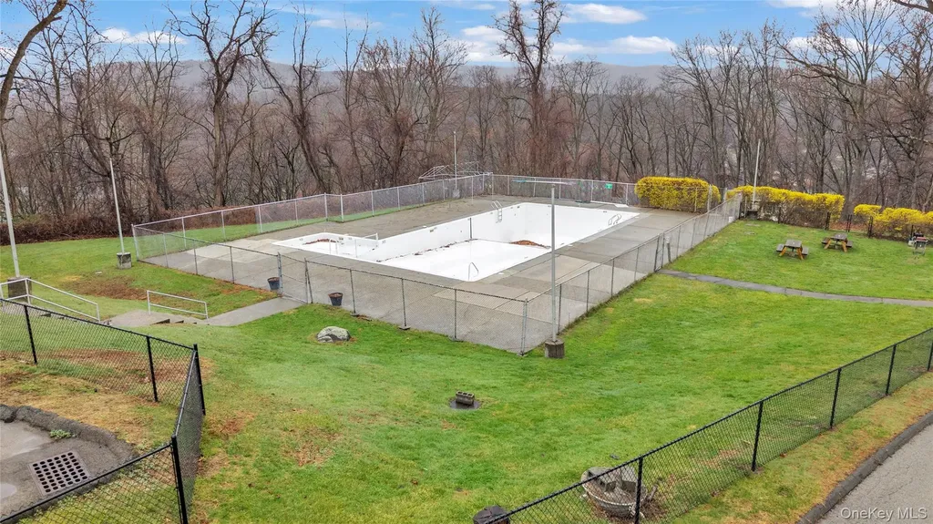 1 Lakeview Drive Peekskill NY 10566