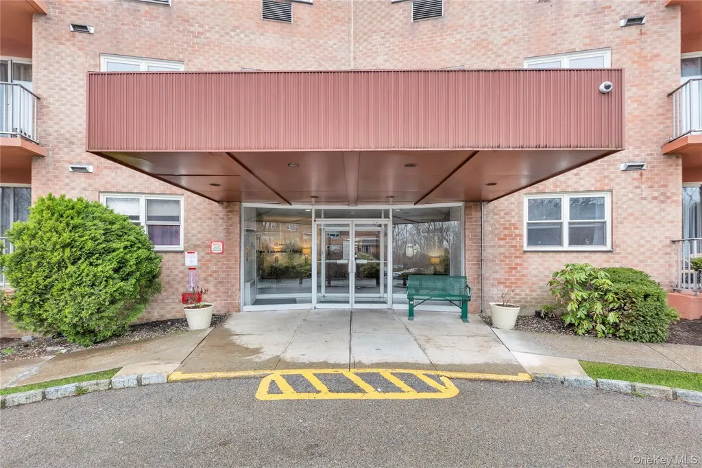 1 Lakeview Drive Peekskill NY 10566