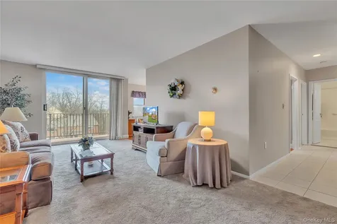 1 Lakeview Drive Peekskill NY 10566