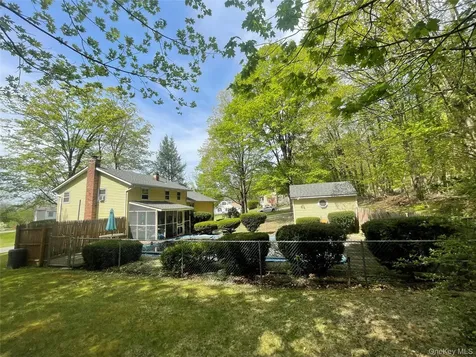 22 Prospect Street Staatsburg NY 12580