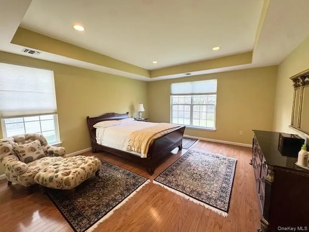 15 Constantine Way Mount Sinai NY 11766