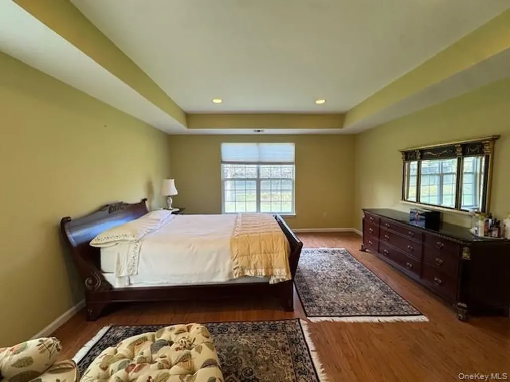 15 Constantine Way Mount Sinai NY 11766